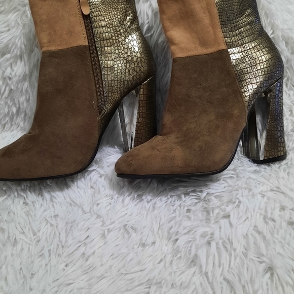 Cathy Din Boots - Picture 3 of 8